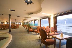 世紀天子號遊輪多功能娛樂廳1