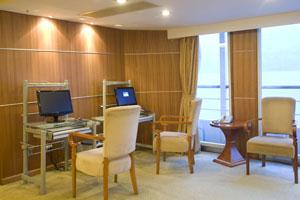 世紀天子號遊輪網吧