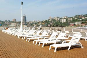 世紀天子號遊輪陽光甲板