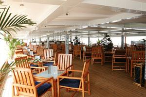 星際領航號遊輪陽光吧