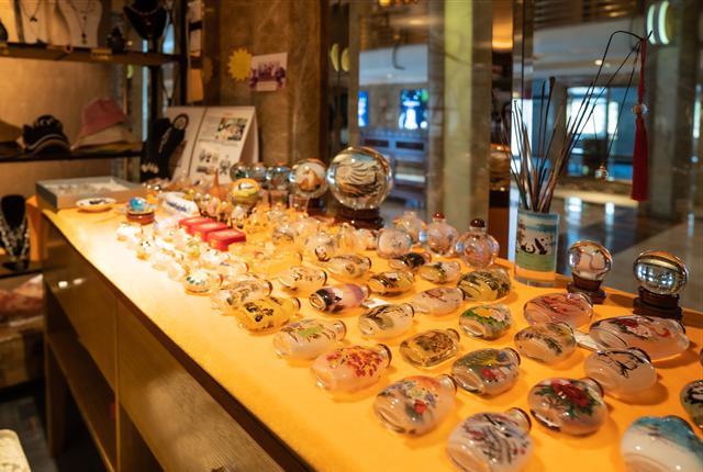 黃金2號遊輪紀念品商店